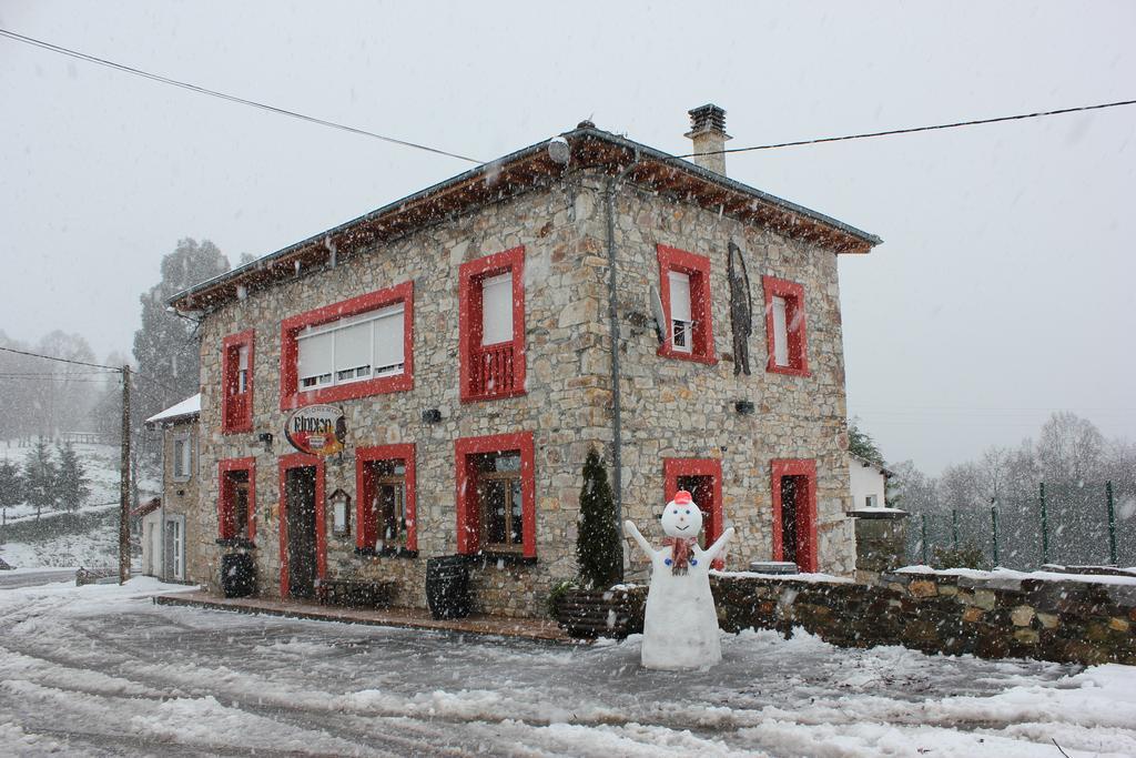 Hotel Asador Rindion Tineo Luaran gambar